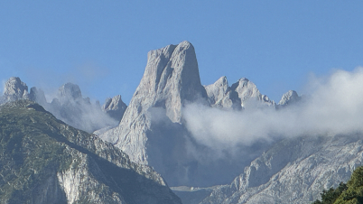 Naranjo de Bulnes Amistad con el diablo