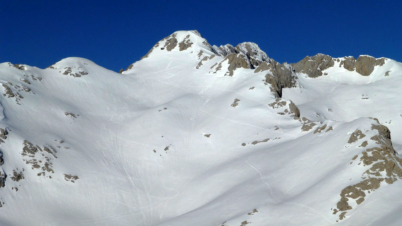 Fuente De torre blanca